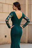Black V-Neck Ruffled Mermaid Long Mother of the Bride Dress with Lace