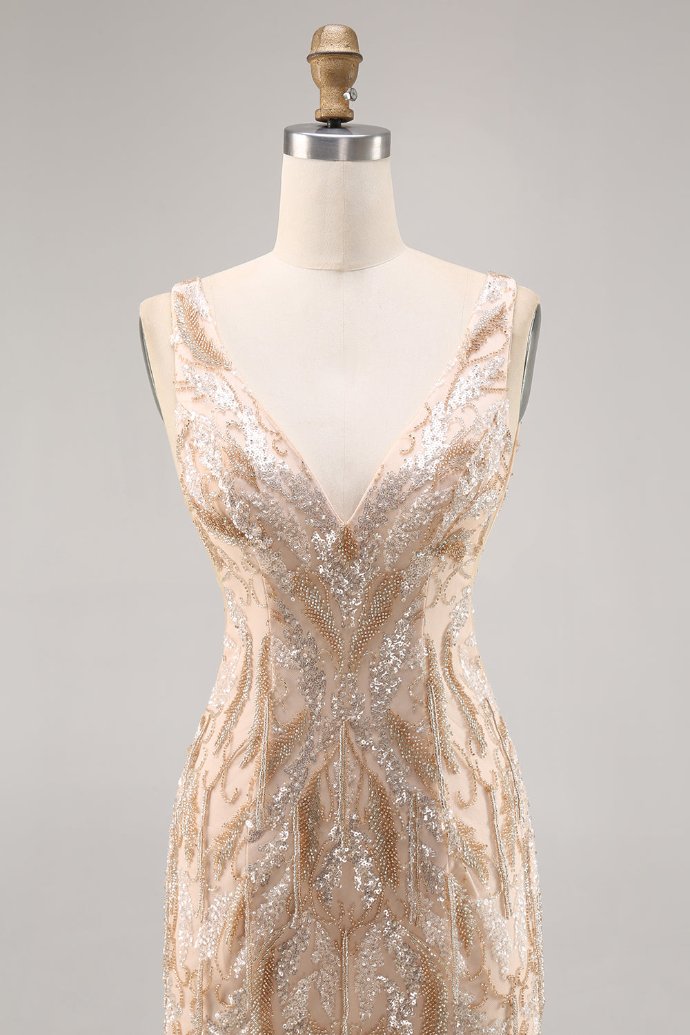 Sparkly Champagne V-Neck Short Sequin Tight Homecoming Dress
