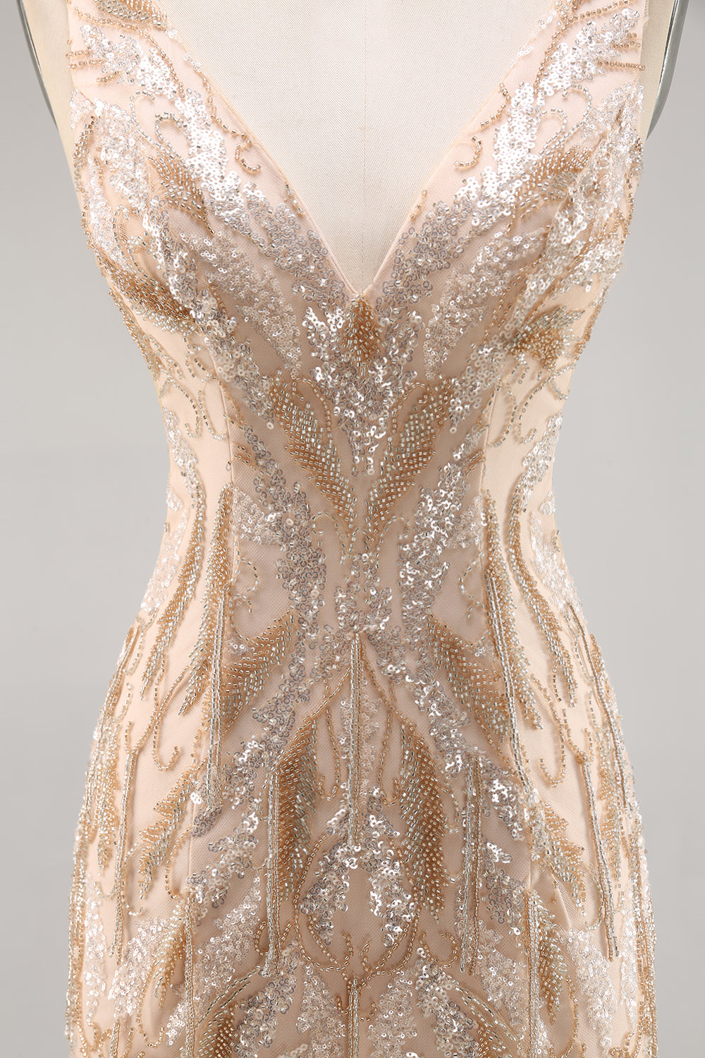 Sparkly Champagne V-Neck Short Sequin Tight Homecoming Dress