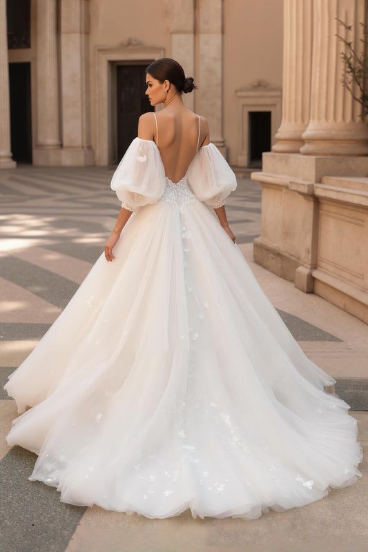 Ivory Tulle Spaghetti Straps Sweep Train Wedding Dress with Lace