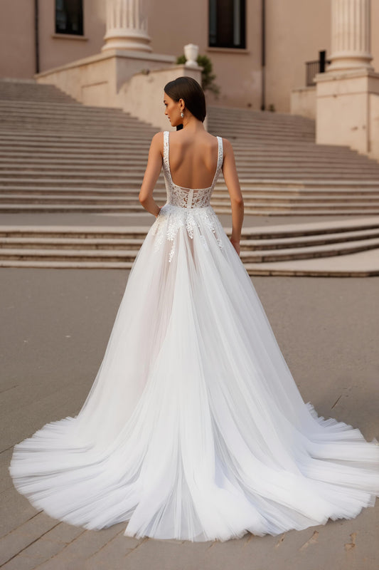Ivory Tulle Square Neck Ball Gown Sweep Train Wedding Dress with Lace
