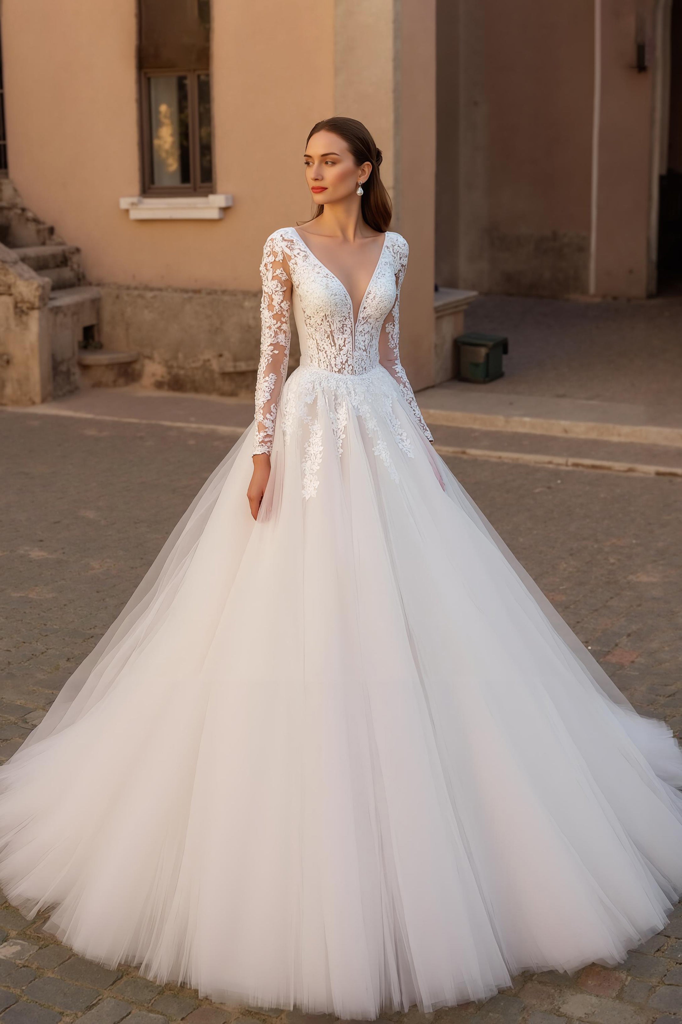 V-Neck Backless Ivory Long Sleeves Wedding Dress with Lace
