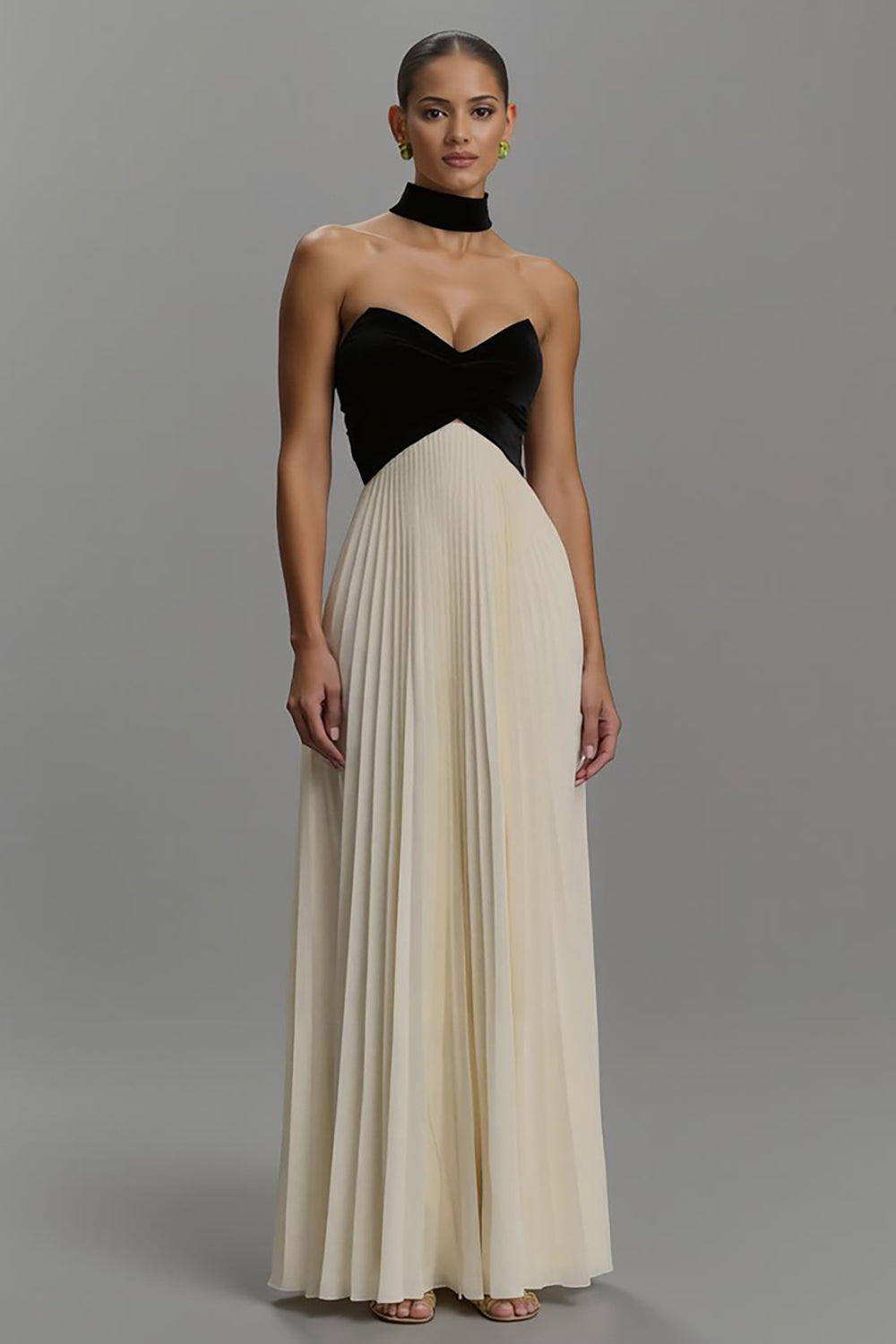 Black and White Strapless Neck Scarf Long Formal Dress with Pleats