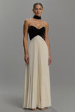 Black and White Strapless Neck Scarf Long Formal Dress with Pleats