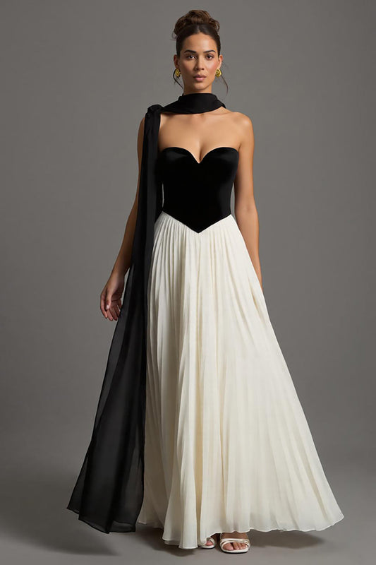  Black and White Chiffon Long Formal Dress Sweetheart Pleated A Line Evening Dress
