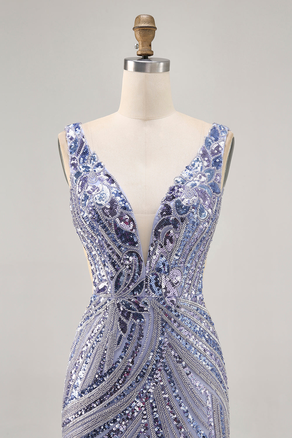 Sparkly Lilac V-Neck Tight Short Beaded Homecoming Dress