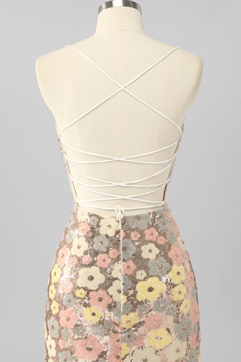Sparkly Yellow Sequin Floral Backless Tight Short Homecoming Dress