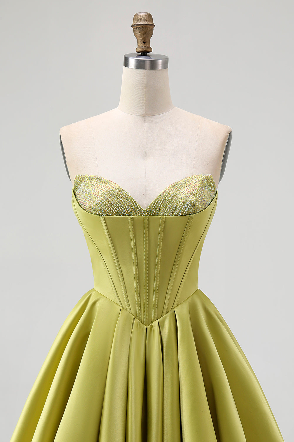 Sparkly Green Sweetheart Satin A-Line Short Homecoming Dress with Beading