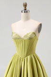 Sparkly Green Sweetheart Satin A-Line Short Homecoming Dress with Beading