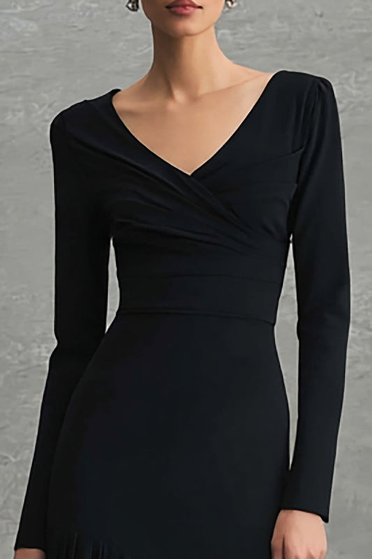 Black V-Neck Long Sleeves Pleated Mermaid Long Formal Dress