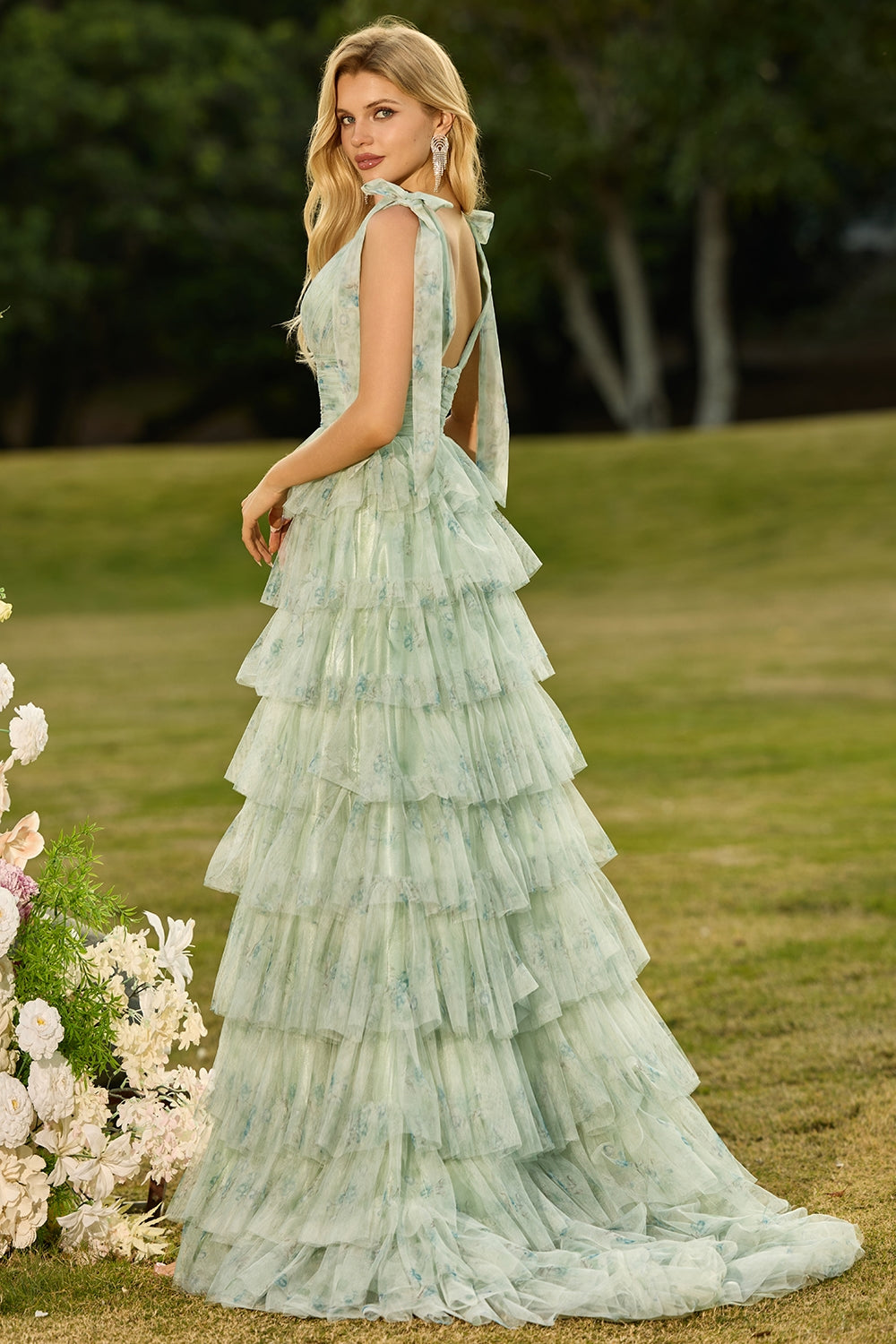 Zapakasa Women Floral Green Tiered Long Prom Dress with Slit A Line V-Neck Tulle Ruffled Backless Pageant Dress with Bows Zapakasa Women Floral Green Tiered Long Prom Dress with Slit A Line V-Neck Tulle Ruffled Backless Pageant Dress with Bows