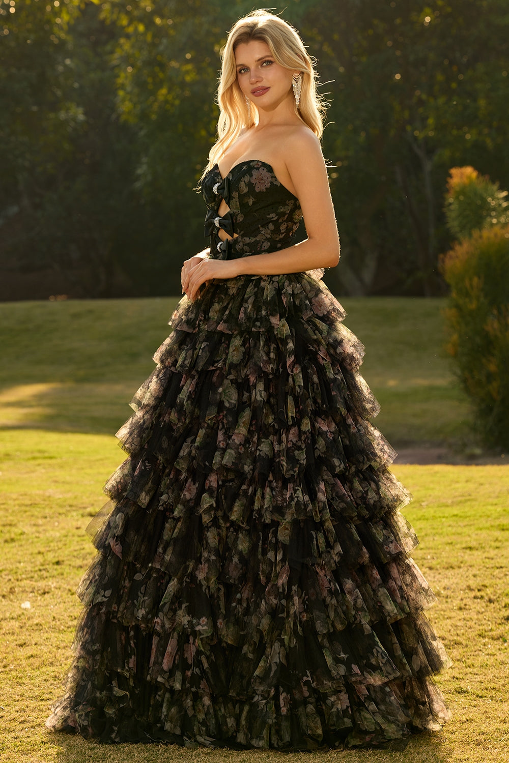 Floral Black Tiered Tulle Sweetheart Long Prom Dress with Bows