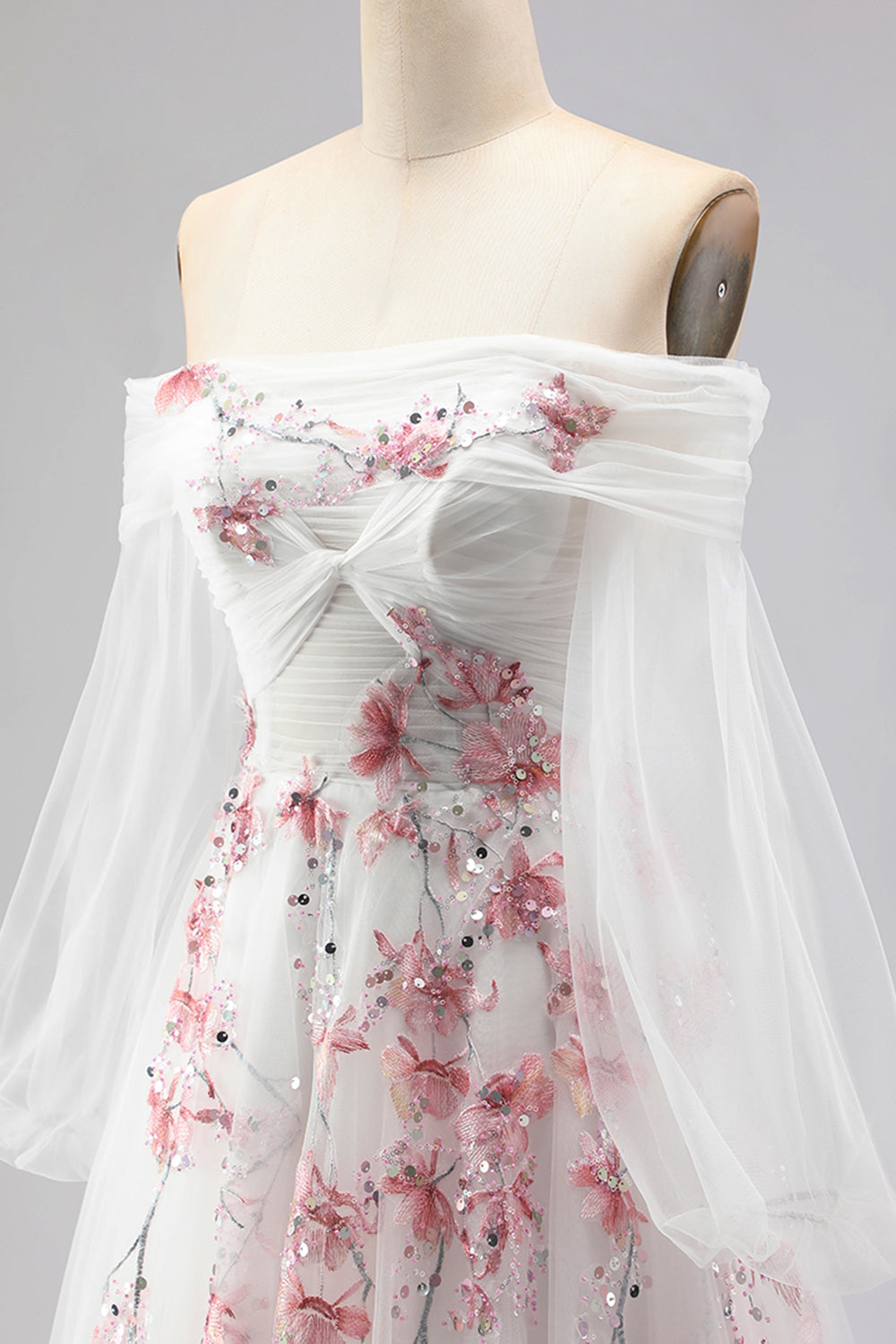 Floral Sparkly White A Line Tulle Long Sleeves Prom Dress with Sequins