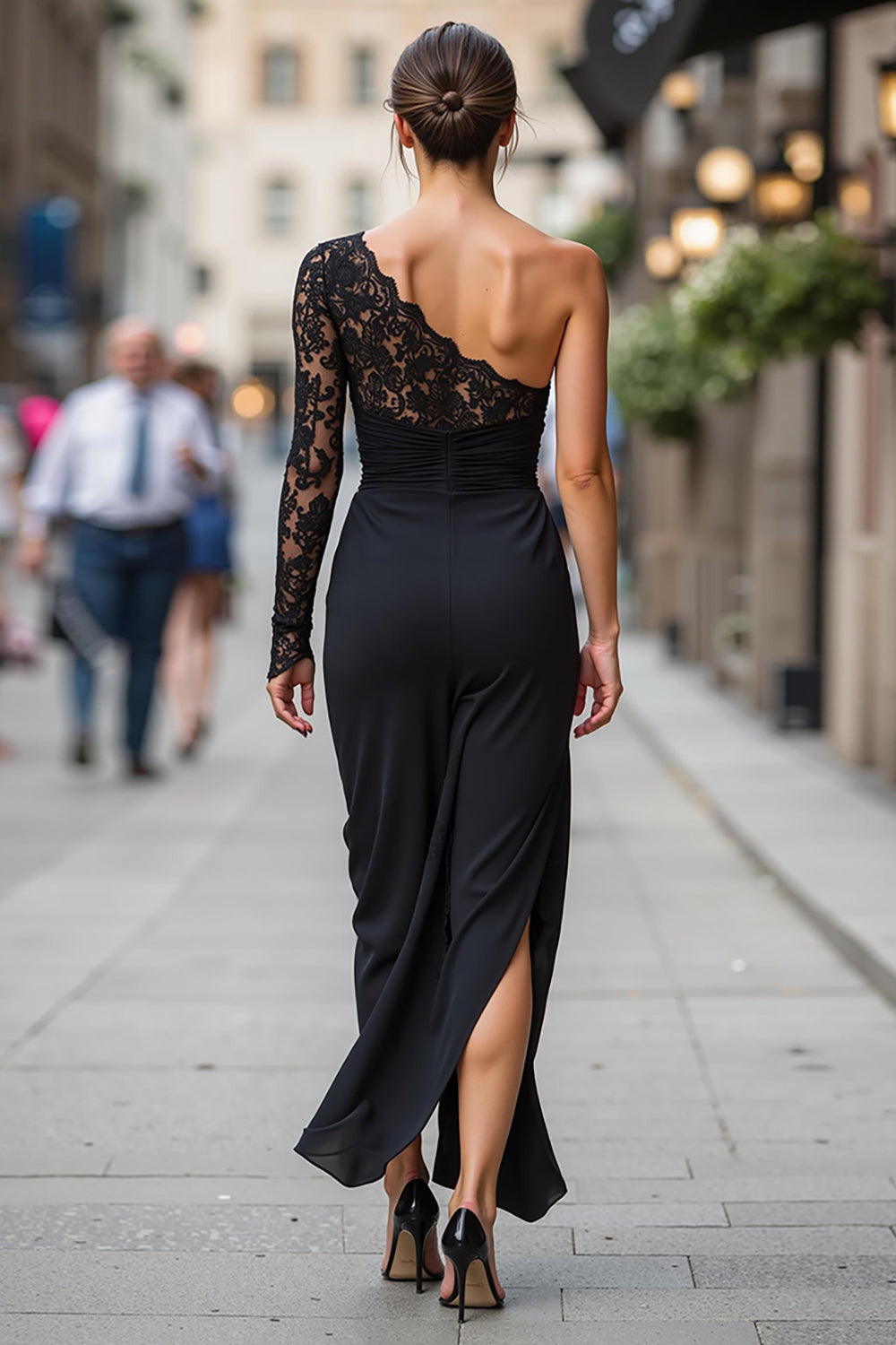 Zapakasa Women Black Ruched Long Mother of the Bride Dress with Lace