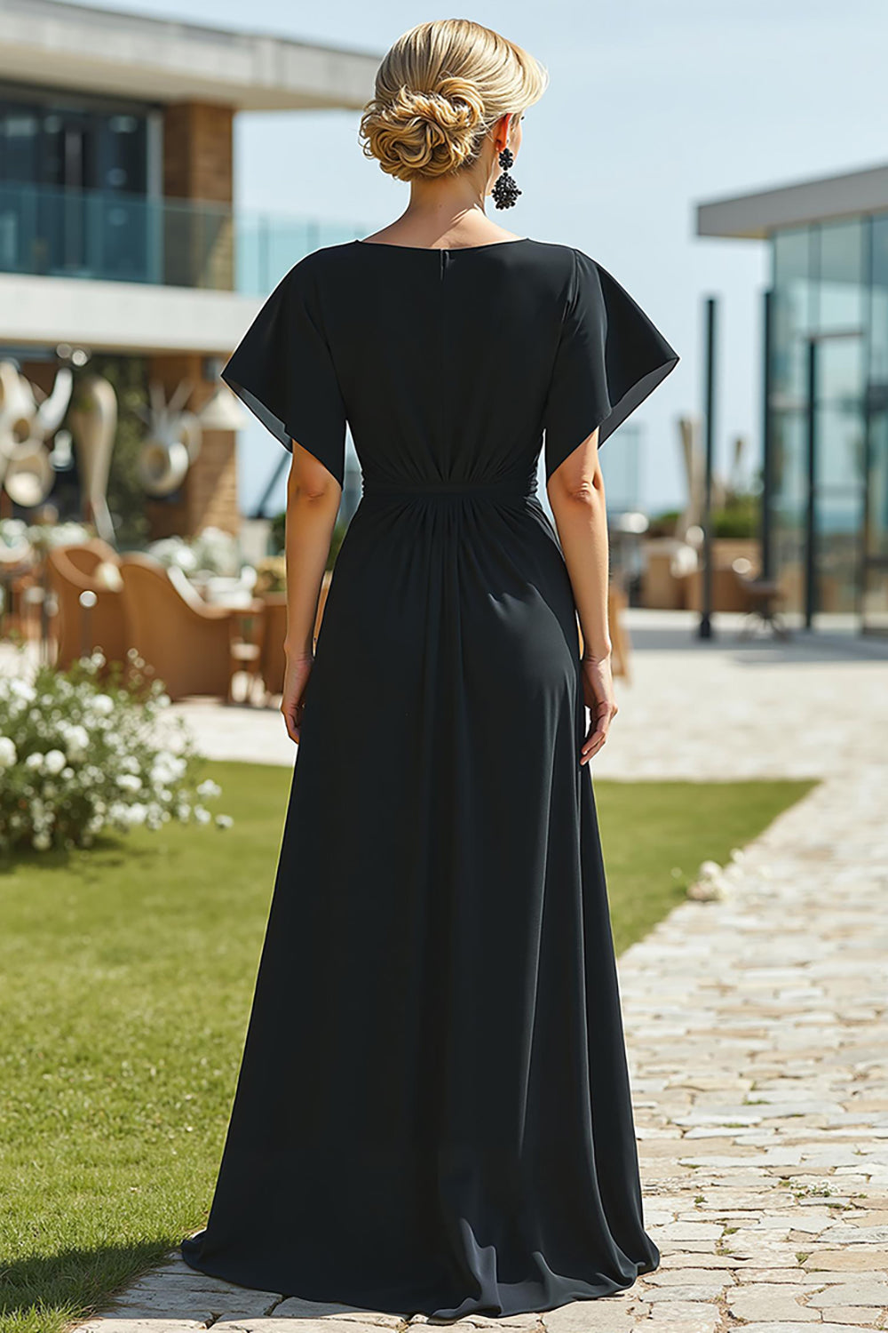 Black Sheath Bateau Neck Long Mother of the Bride Dress with Sleeves