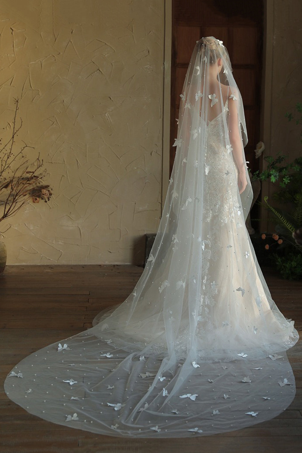 Ivory Tulle Long Wedding Veil with Butterflies