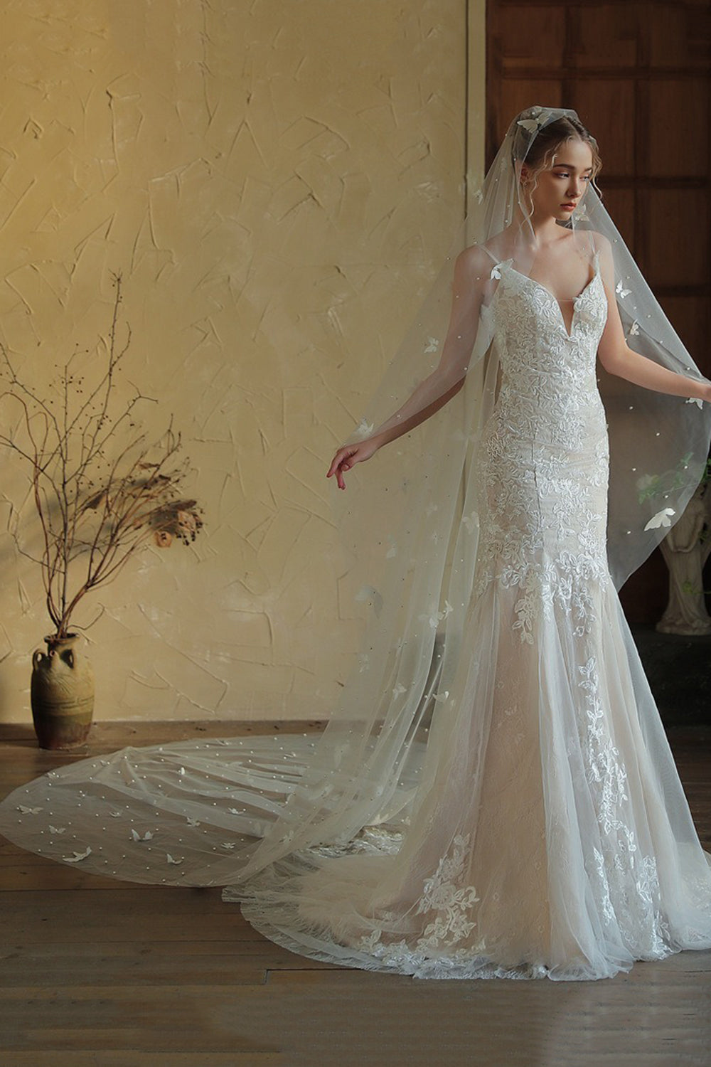 Ivory Tulle Long Wedding Veil with Butterflies