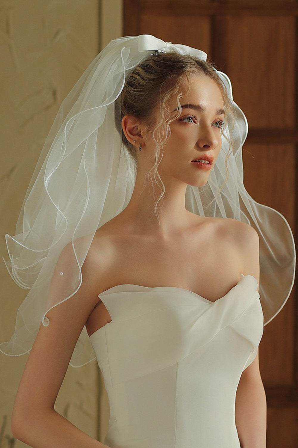 Ivory Tulle Short Bridal Veil