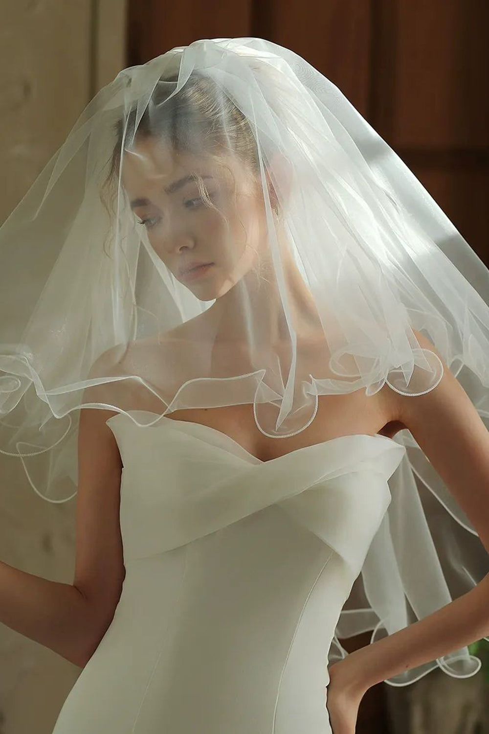 Ivory Bow Tulle Short Wedding Veil
