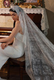 Ivory 1 Tier Lace Long Wedding Veil