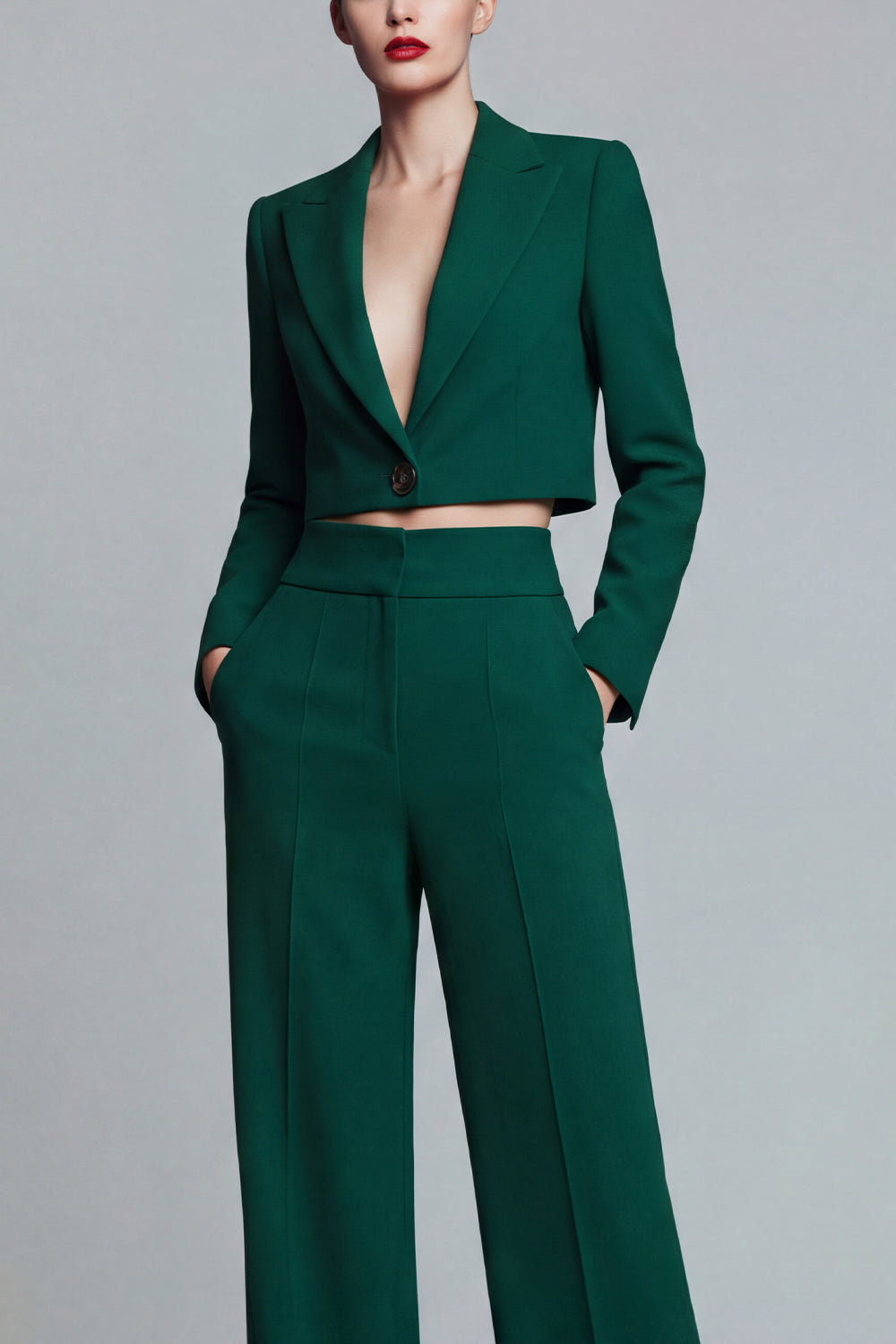 Dark Green 2 Piece Single Breasted Peak Lapel Prom Suits with Pockets