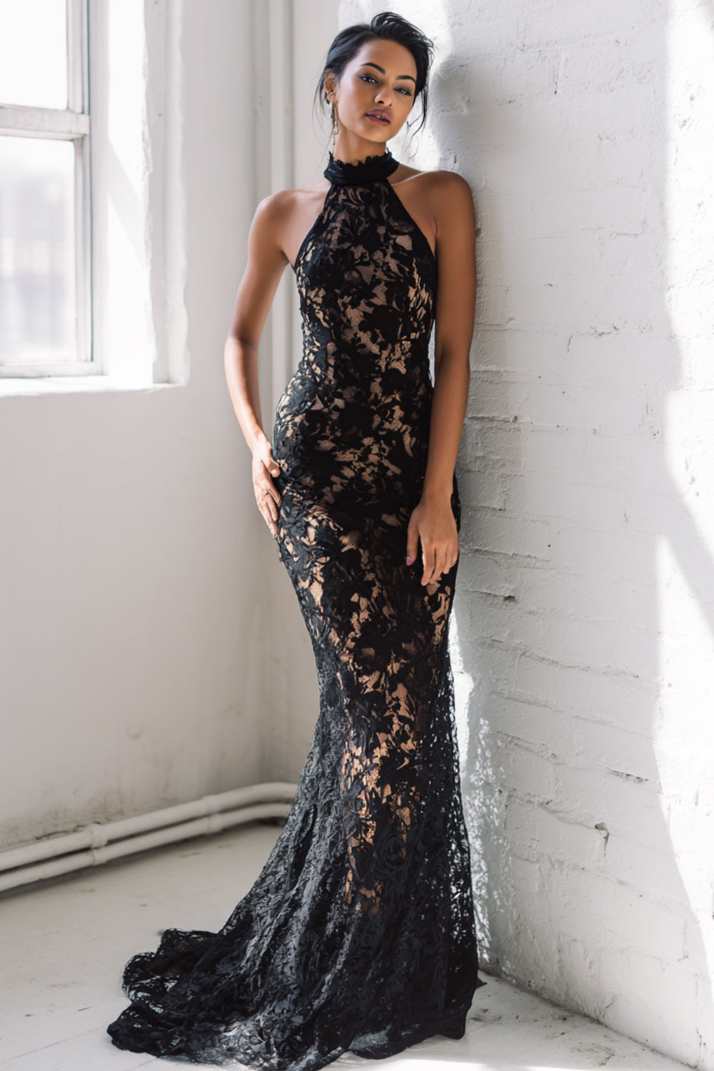 Black Mermaid Lace Halter Long Prom Dress
