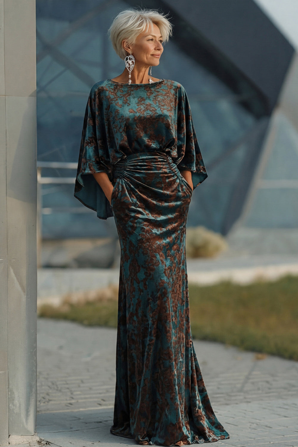 Floral Dark Green Sheath Velvet Boat Neck Long Mother of the Bride Dress with Pockets