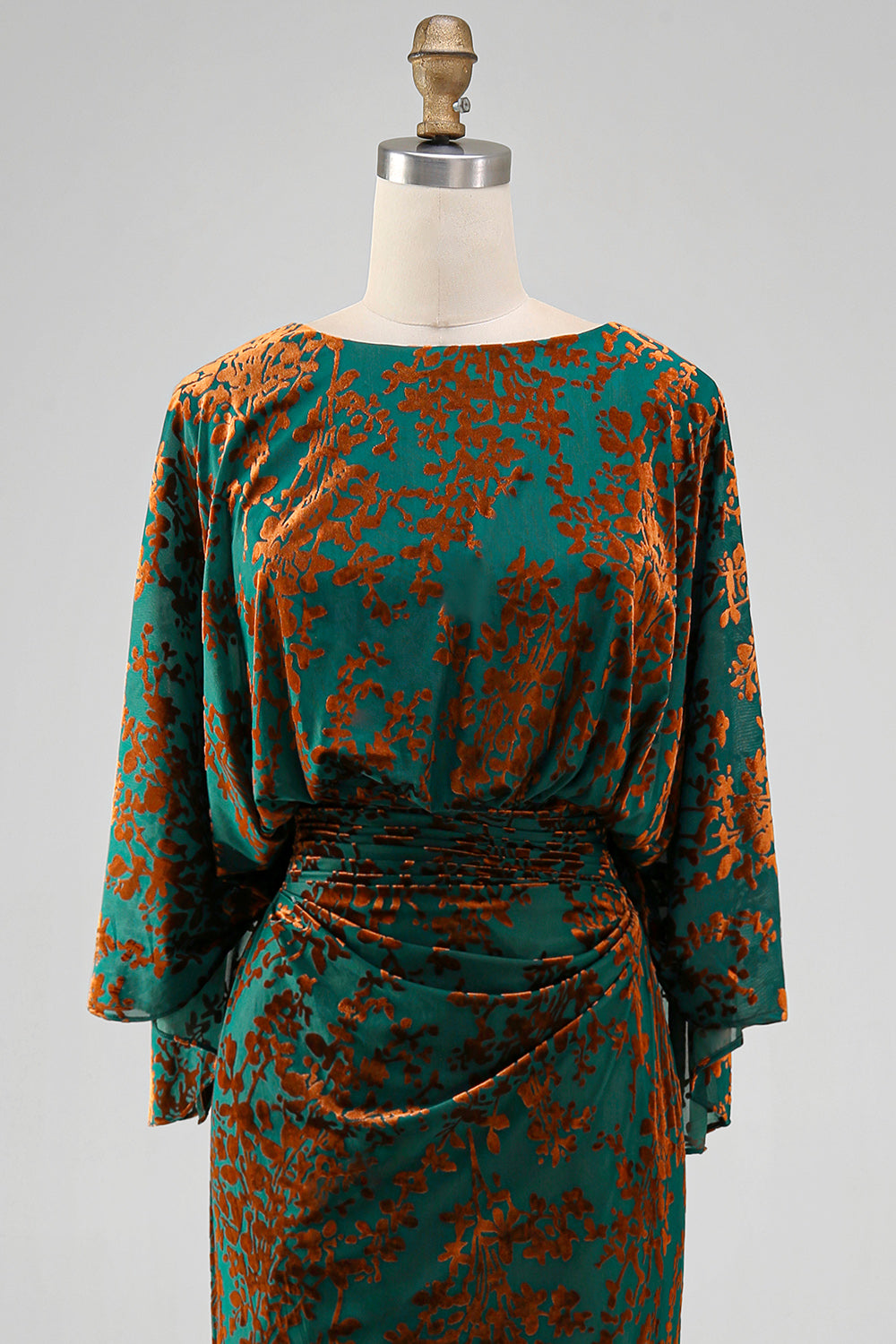 Floral Dark Green Sheath Velvet Boat Neck Long Mother of the Bride Dress with Pockets