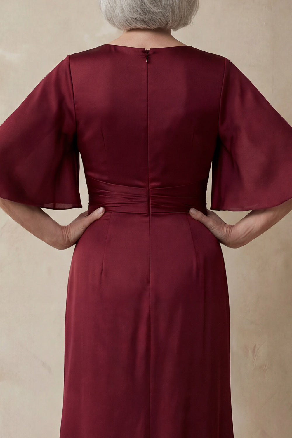 Red Sheath Round Neck Long Mother of the Bride Dress with Sleeves