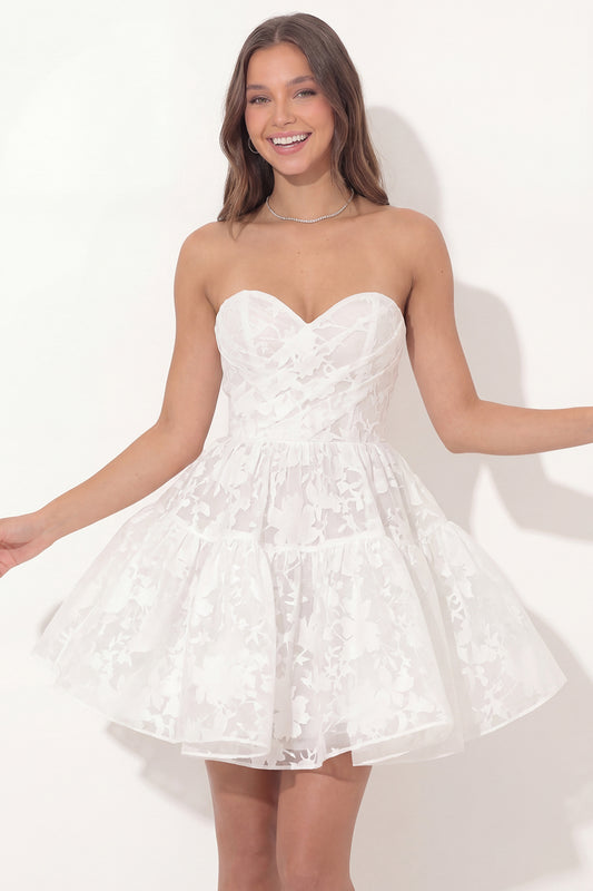 Sweetheart Corset A Line Floral Lace Ruched White Short Graduation Dress