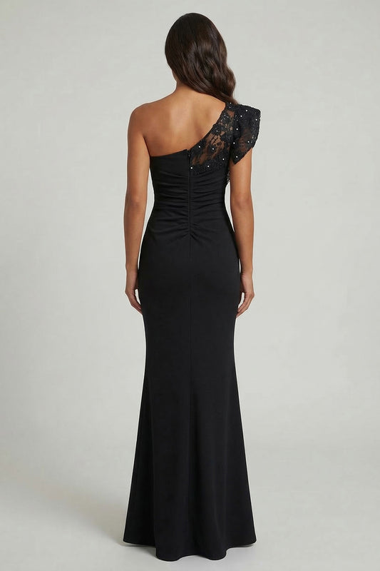 Ruched Long Black One Shoulder Mermaid Mother of the Bride Dress with Lace