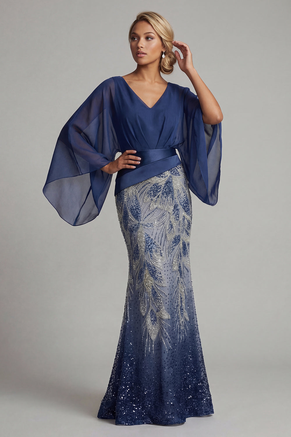 Sparkly Navy Beaded Long Mother of the Bride Dress Ruched Mermaid V-Neck Flare Sleeves Mother of the Groom Dress