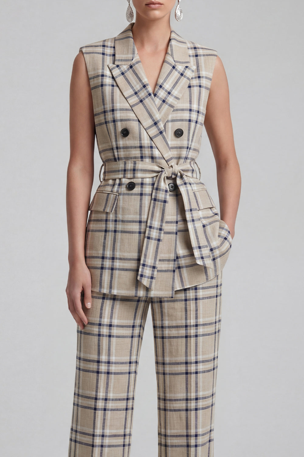 Grey Grid 2 Piece Peak Lapel Double Breasted Women Business Suits with Pockets