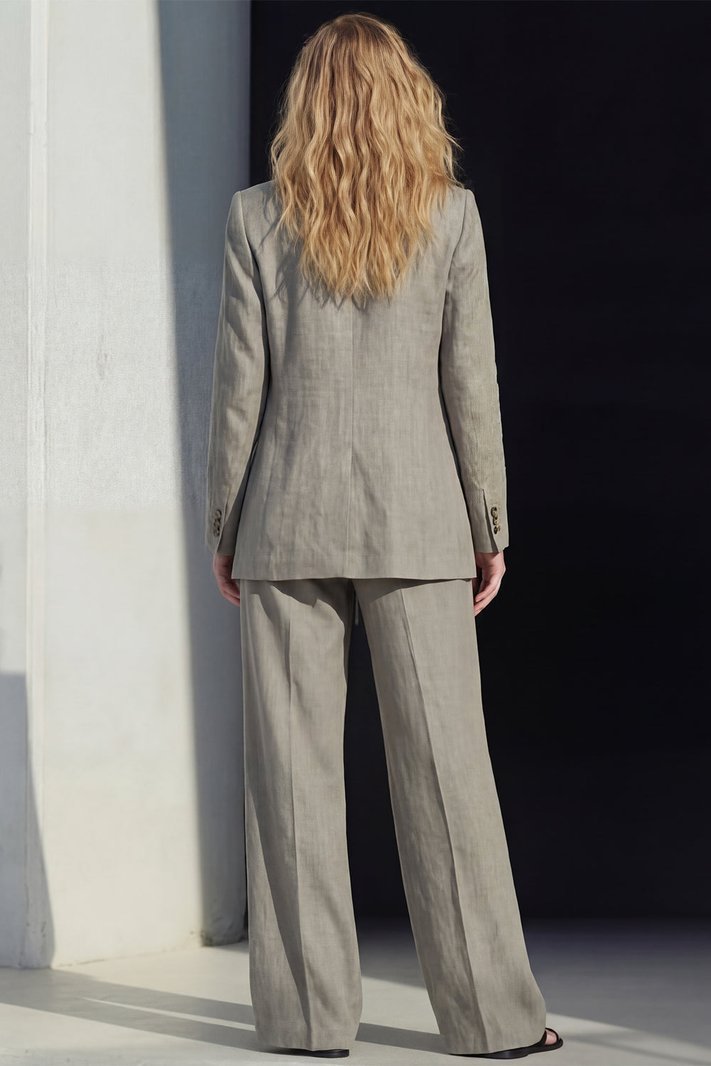 Grey 2 Piece Notched Lapel Single Breasted Women Business Suits with Pockets