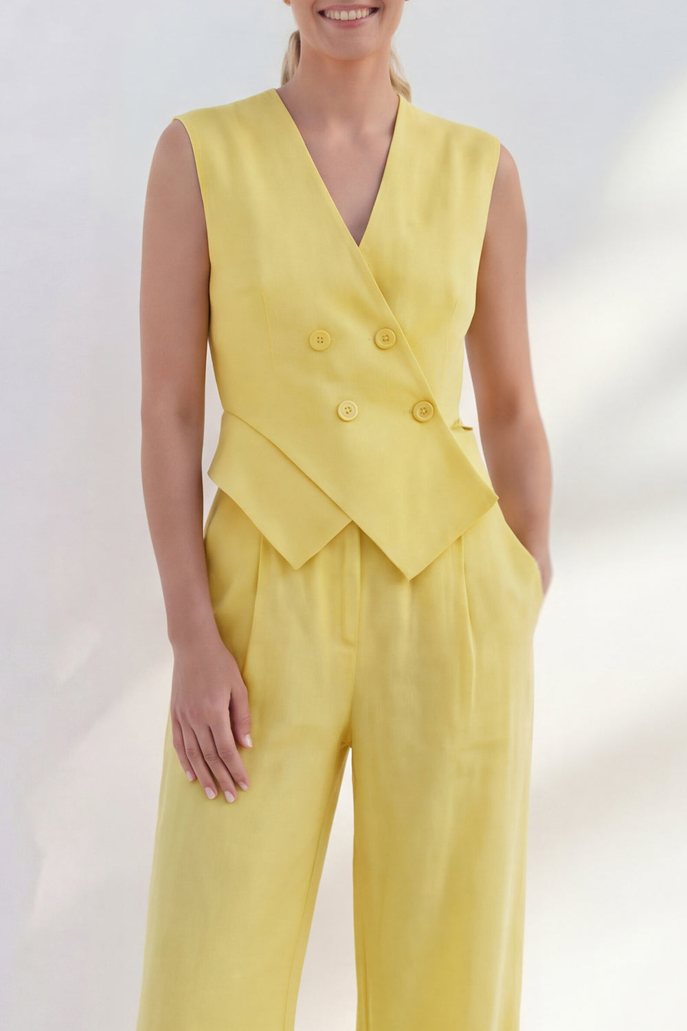 Butter Yellow 2 Piece Shawl Lapel Double Breasted Business Suits with Pockets