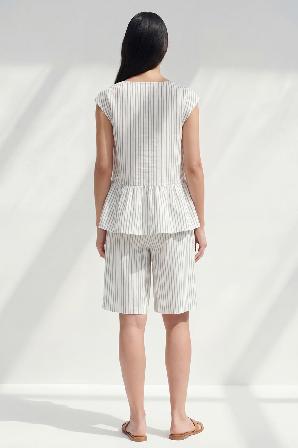 2 Piece White Ruffled Boat Neck Striped Business Suits with Pockets