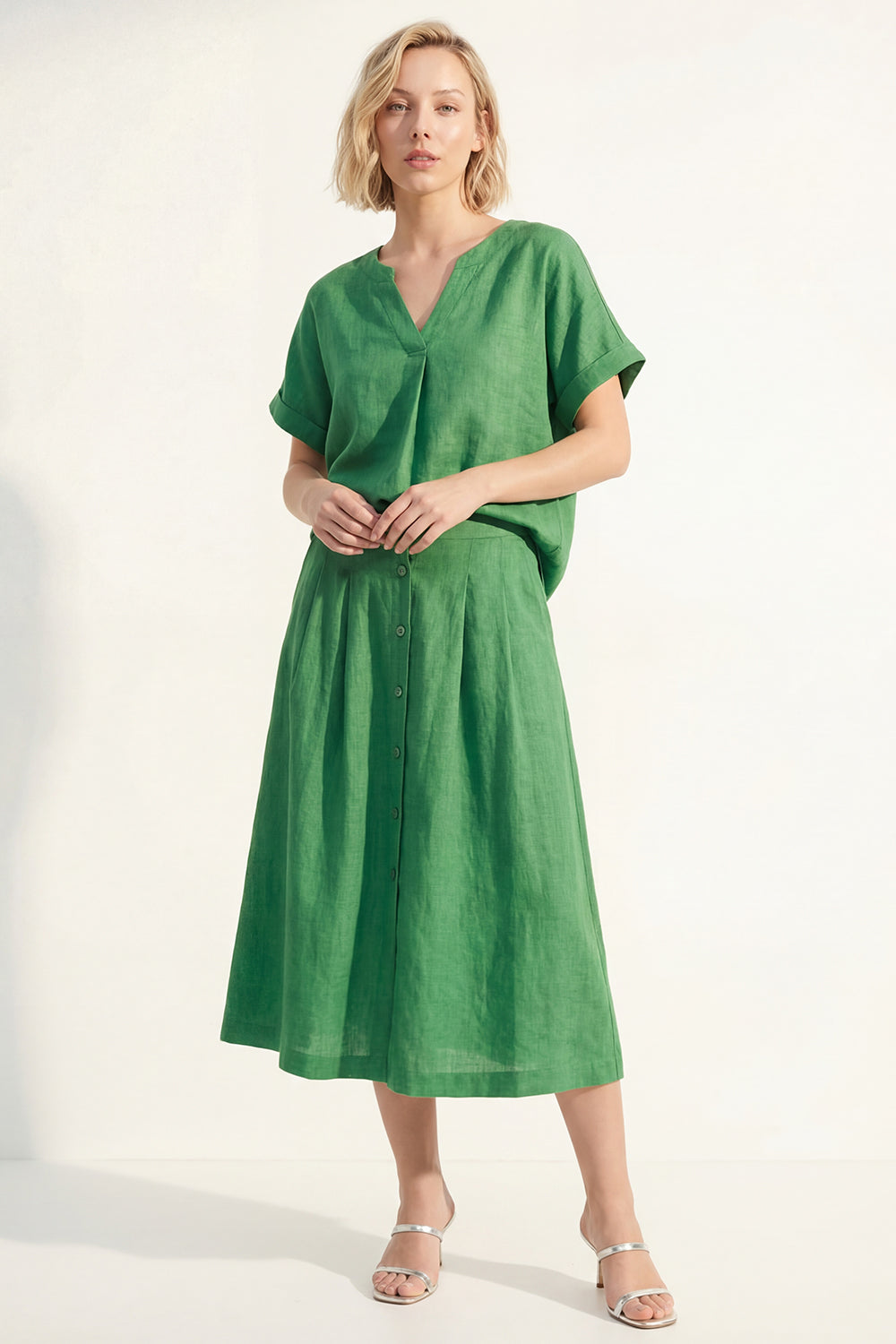 Short Sleeves Green V-Neck 2 Piece Business Suits