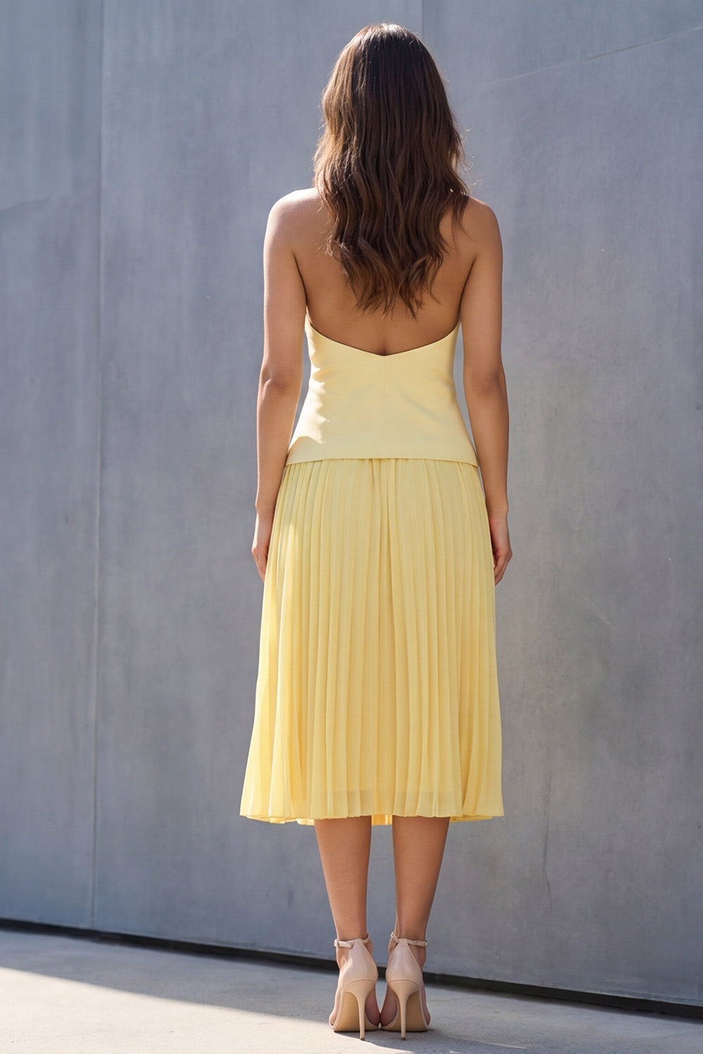 Butter Yellow 2 Piece Single Breasted Halter Backless Business Suits with Pleats