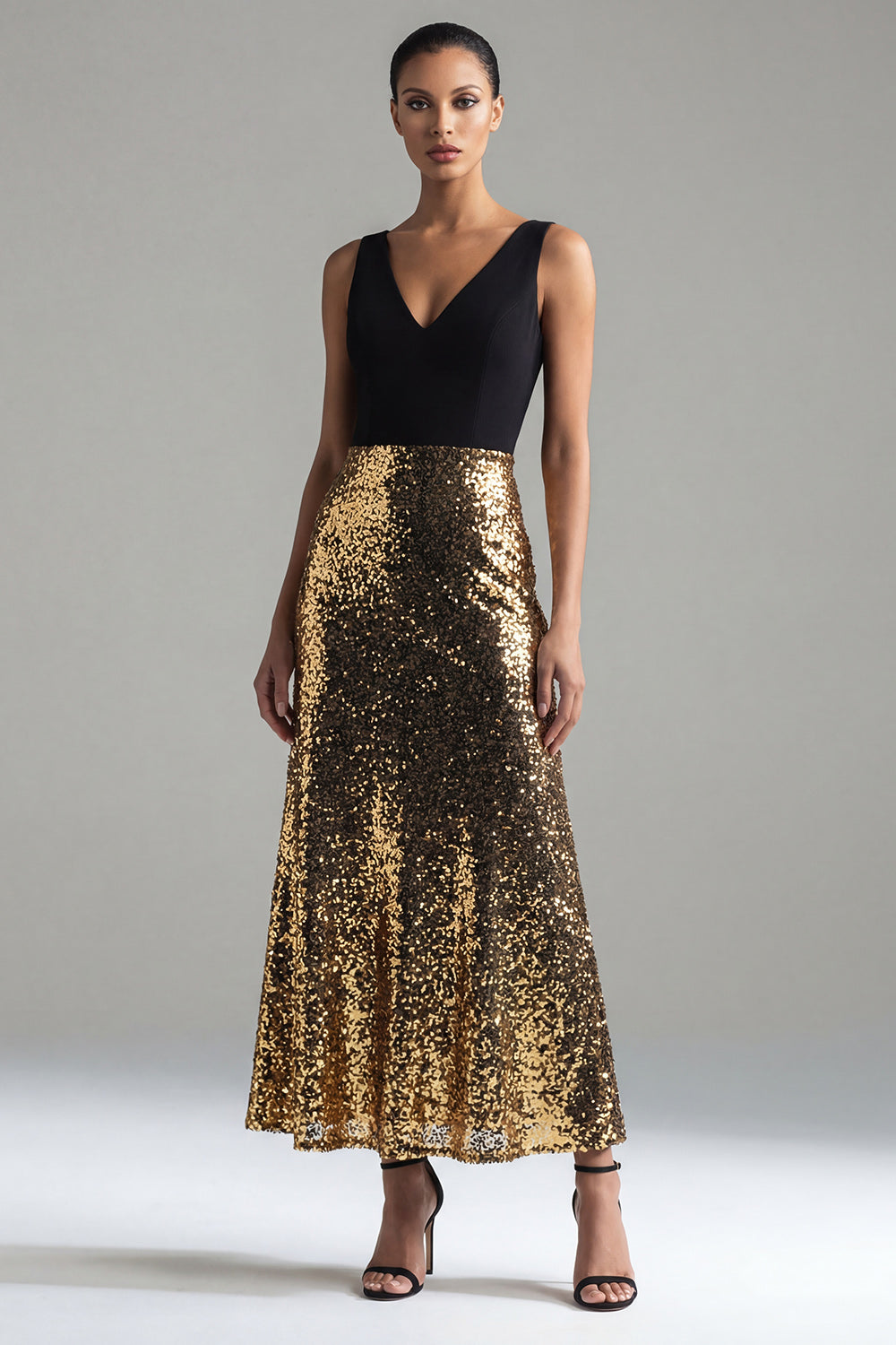 Zapakasa Women Black and Gold Long Sequin Formal Dress Glitter V-Neck A