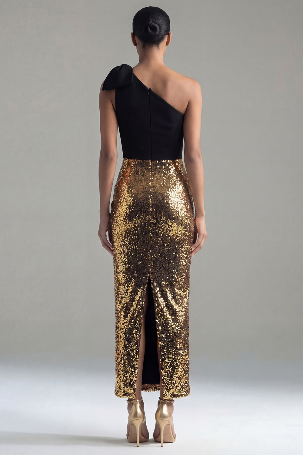 Zapakasa Women Black and Gold Long Sequin Formal Dress with Bow Ruched