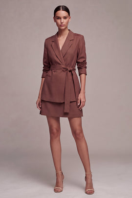 Desert Rose 2 Piece Notched Lapel Double Breasted Short Business Suits with Belt
