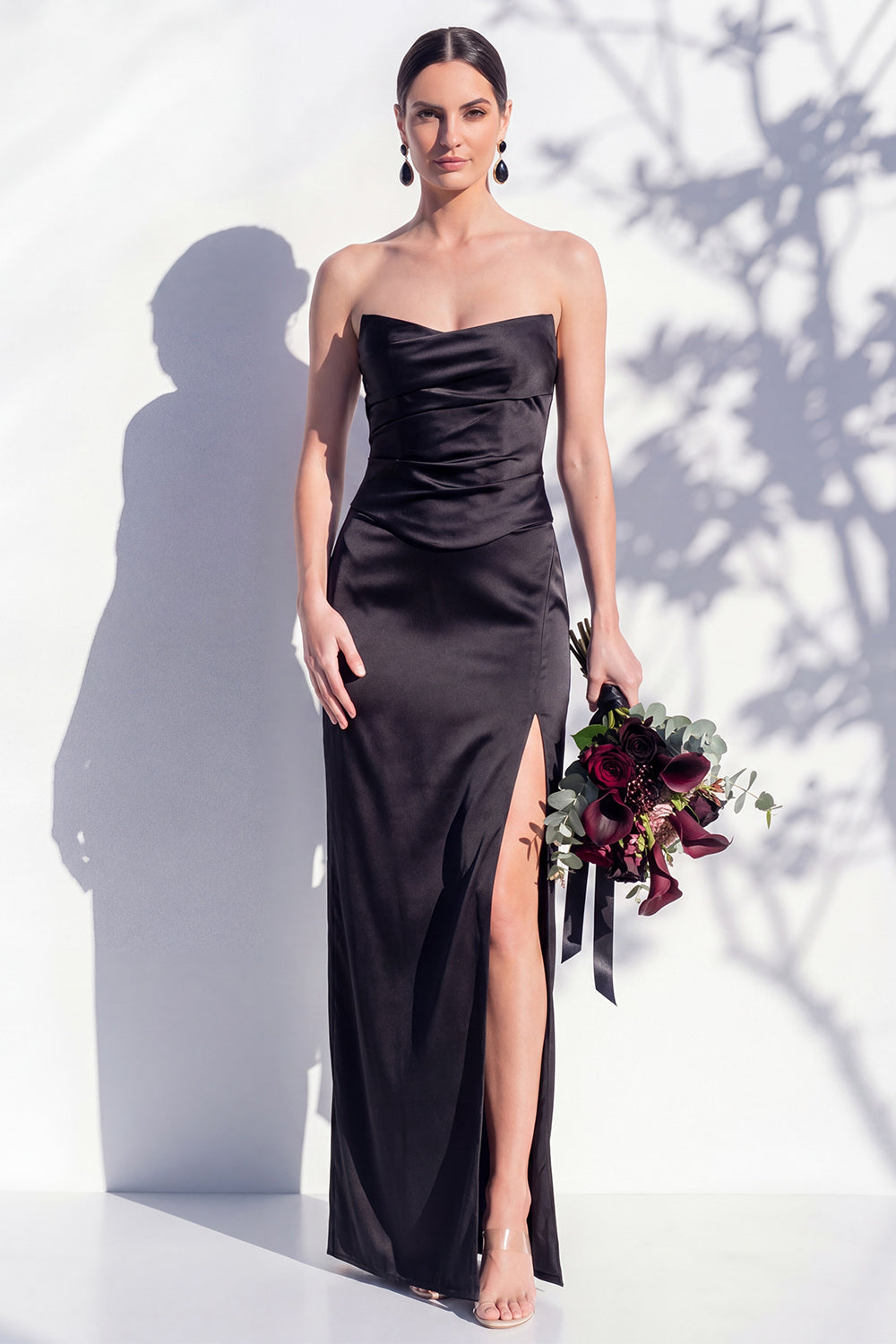 Zapaka Women Strapless Bridesmaid Dress Yellow Satin Sheath Wedding Guest Dress with Slit, Black / US14