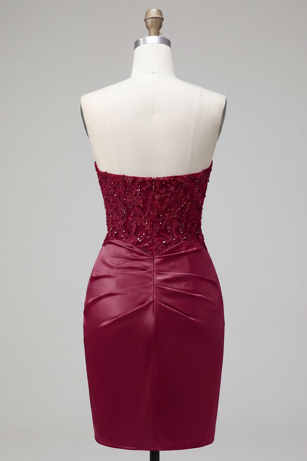 Sweetheart Sparkly Burgundy Tight Short Beaded Ruched Homecoming Dress