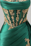 Strapless Corset Ruched Short Sparkly Dark Green Appliqued Homecoming Dress with Ruffles