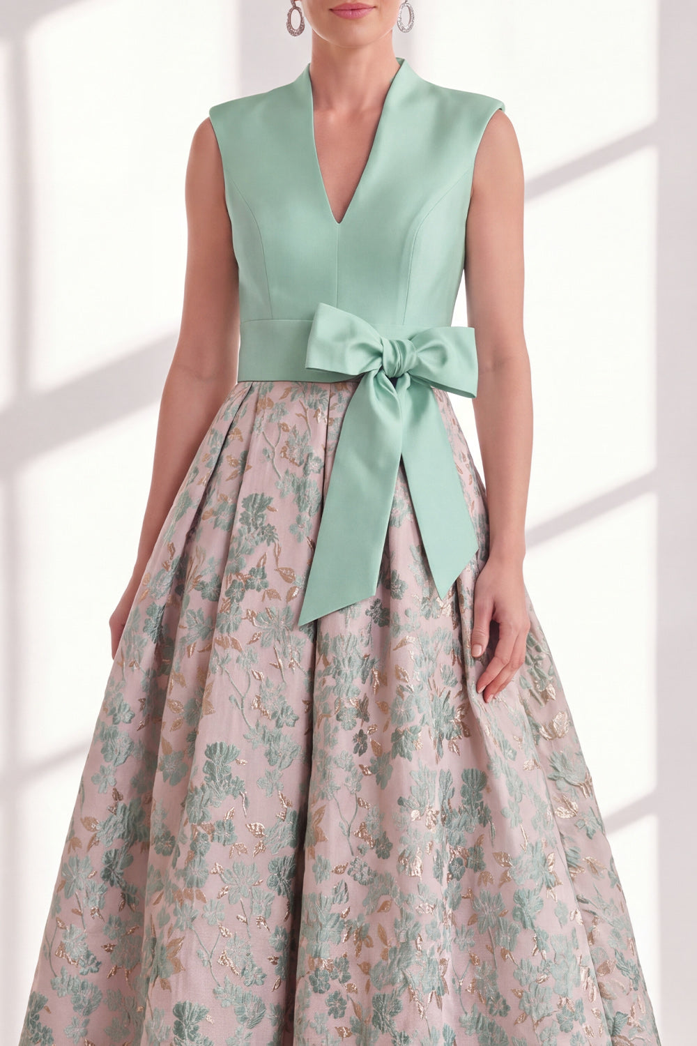 A Line Blue V-Neck Long Jacquard Floral Mother of the Bride Dress with Bow