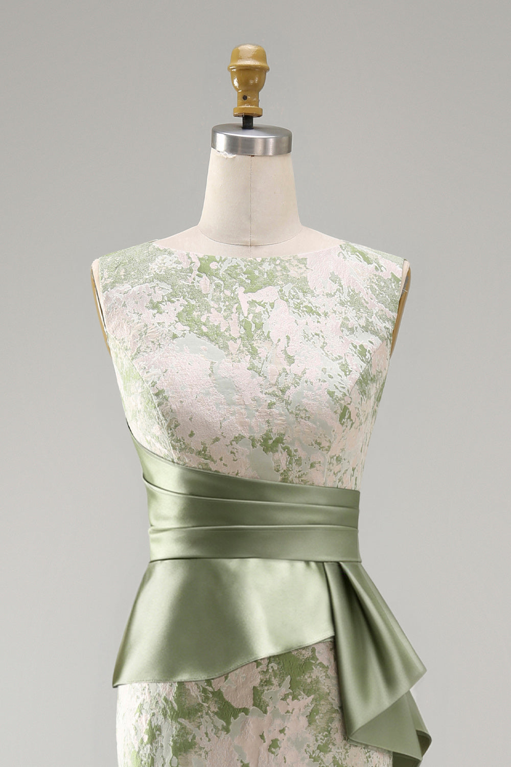 Light Green Floral Long Mermaid Ruched Mother of the Bride Dress with Sash