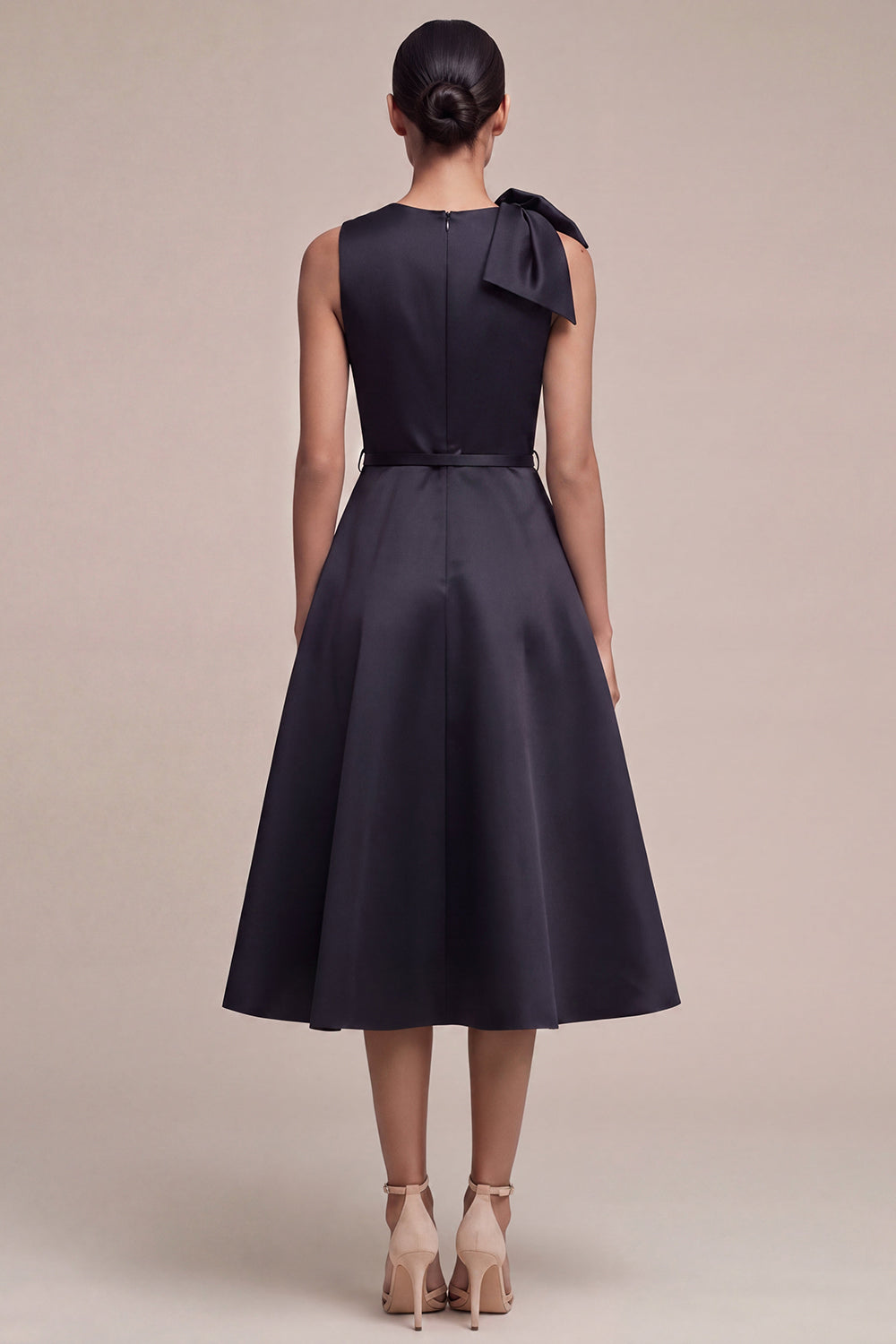 Round Neck A Line Midi Black Cocktail Dress with Bow
