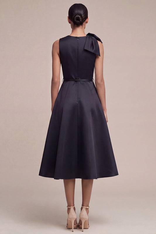 Round Neck A Line Midi Black Cocktail Dress with Bow