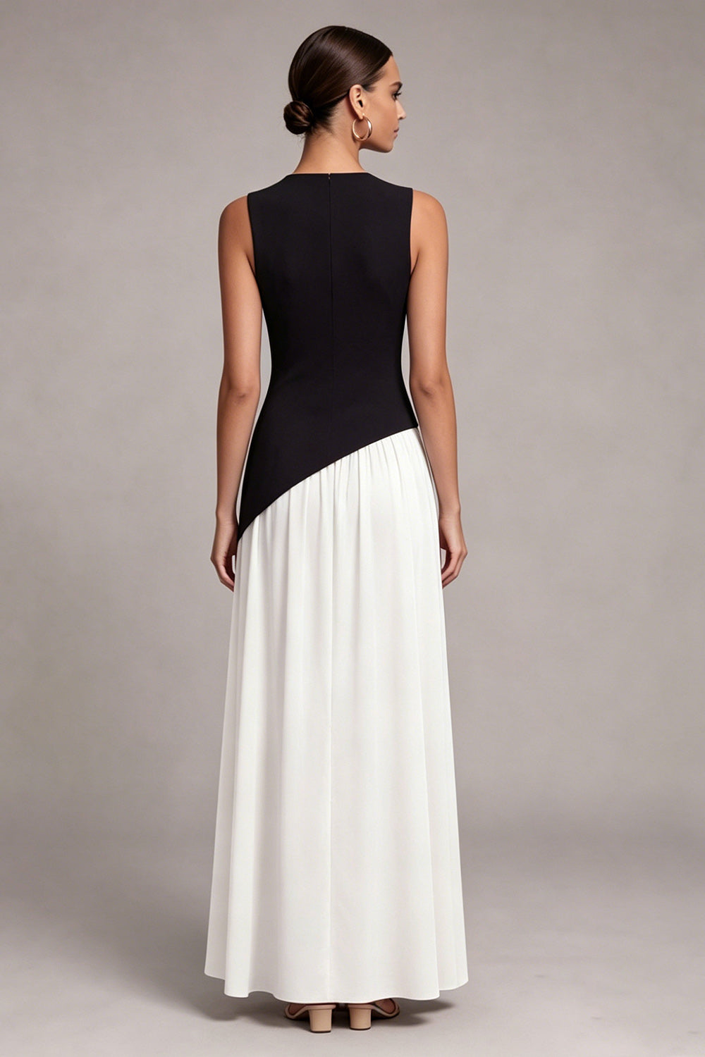 Black and White Round Neck Long Sheath Formal Dress with Slit