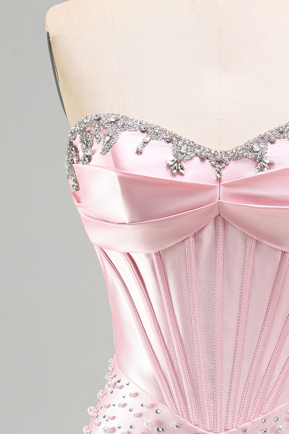Sparkly Pink Corset Tight Sweetheart Short Pearl Homecoming Dress with Rhinestone